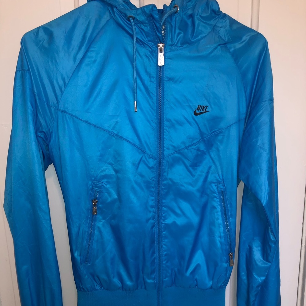 Nike Windbreaker Jacket Lightweight